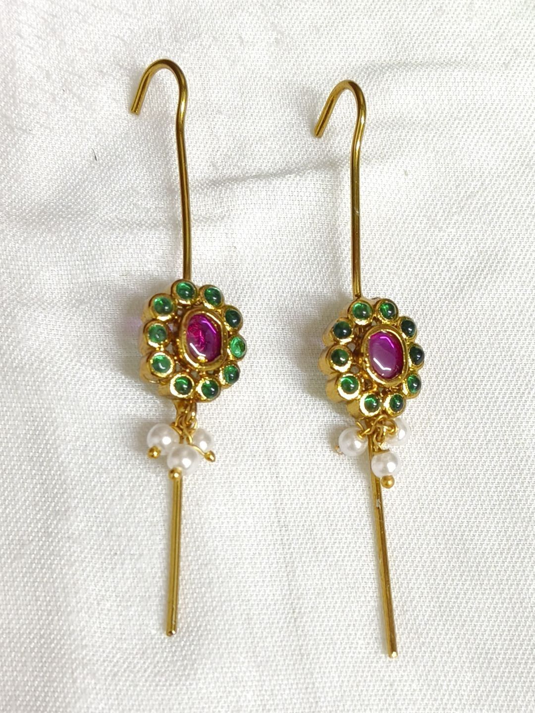 D Rio Fashions Floral Drop Earrings