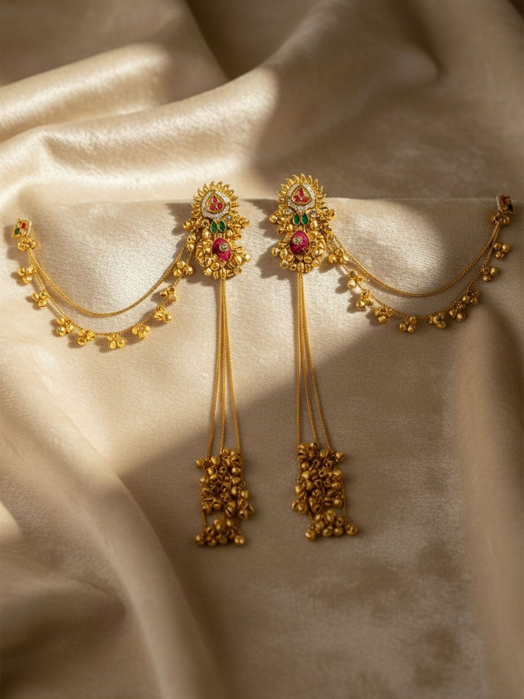 KARATCART Floral Earrings-picture-50