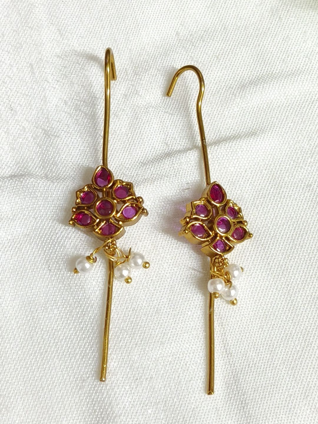 D Rio Fashions Floral Drop Earrings