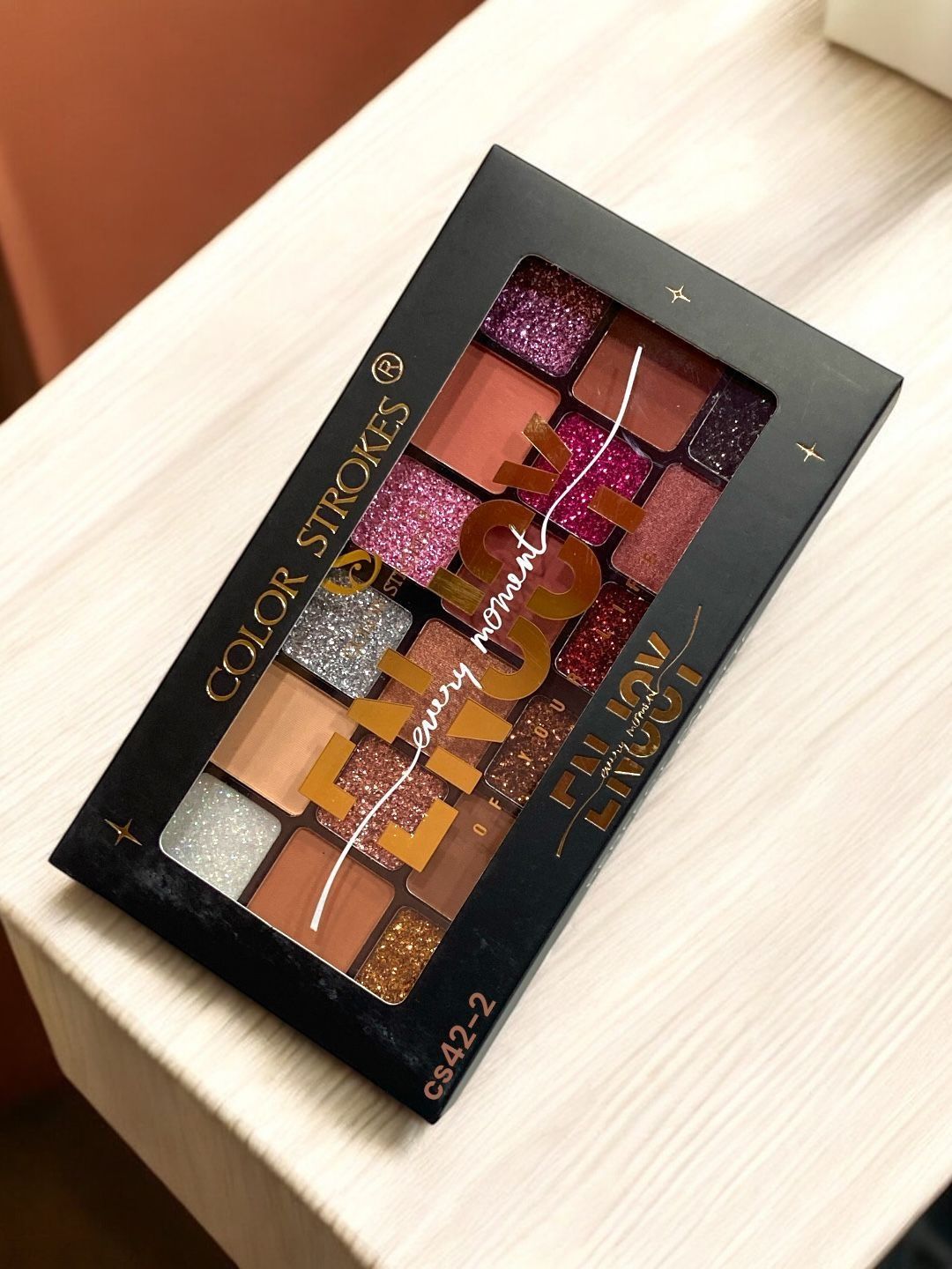 color strokes 18 Shades Shimmer Eyeshadow Palette - Shade-B