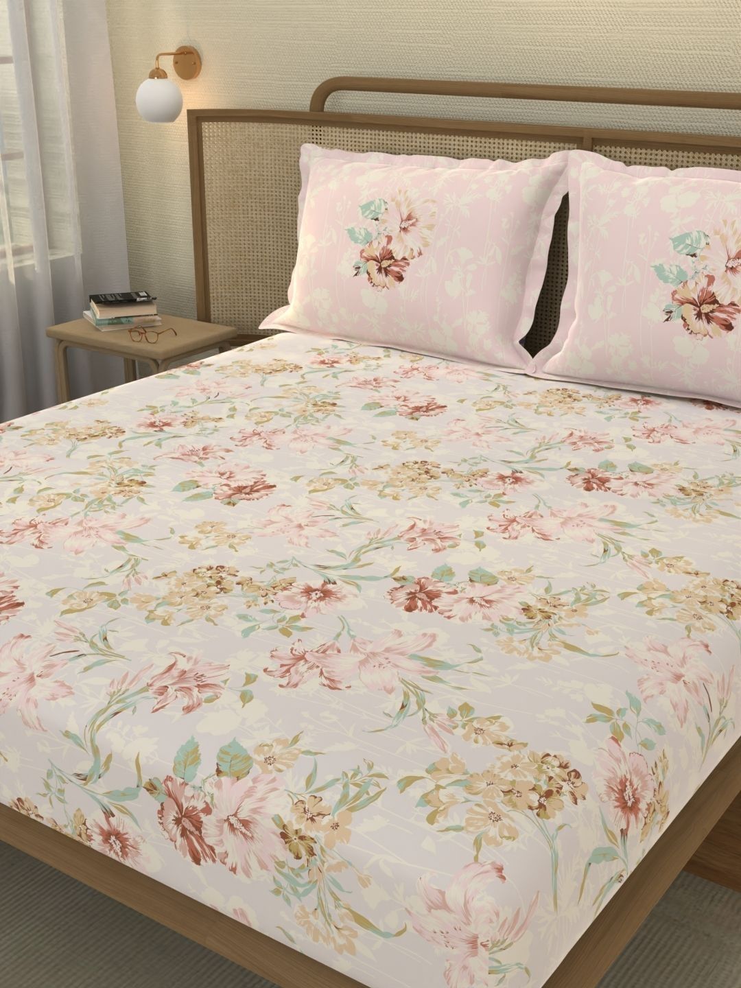 Portico New York Signature Pink Floral 210 TC Queen Bedsheet with 2 Pillow Covers-picture-27
