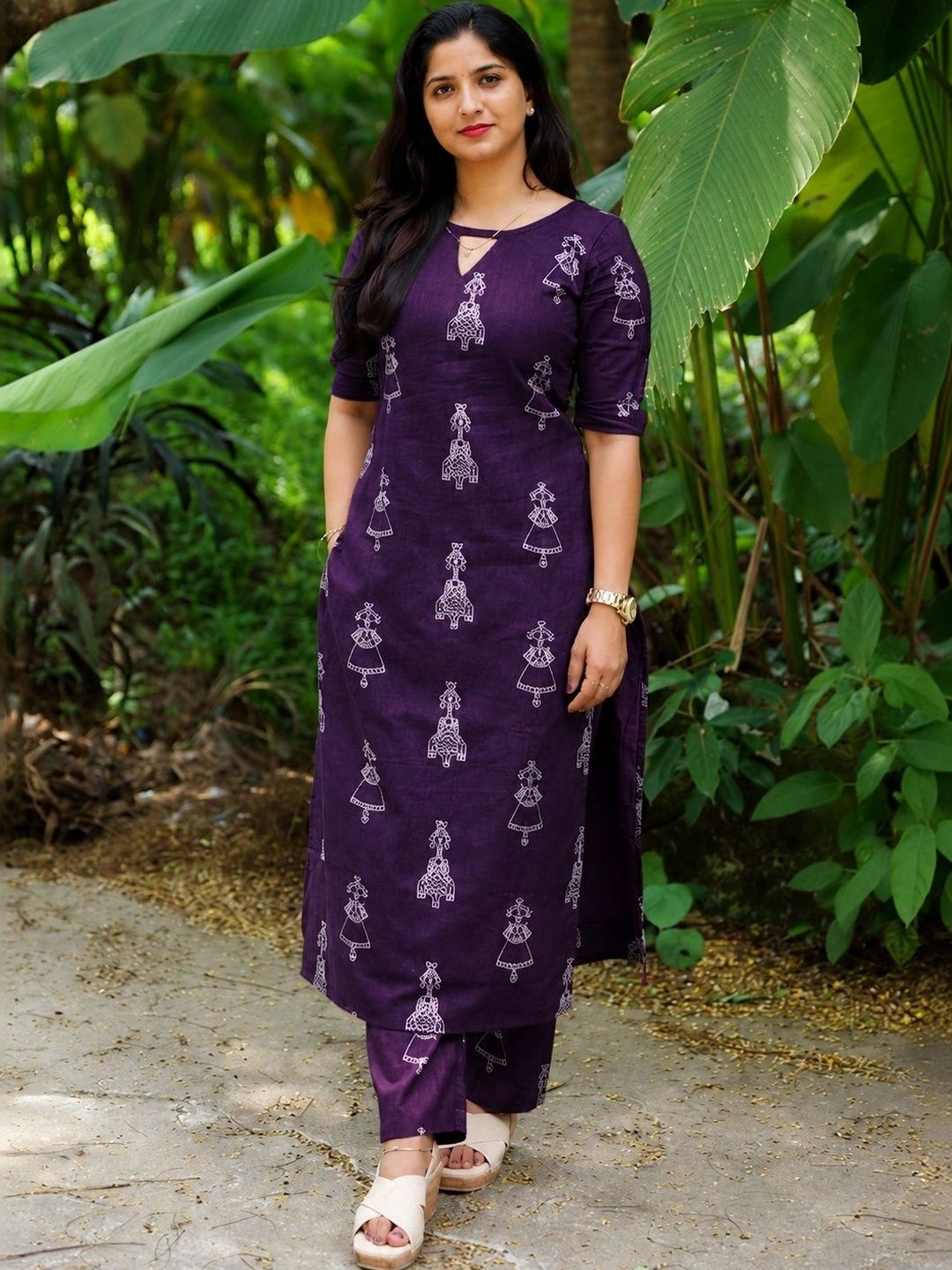 Twika Women Ethnic Motifs Printed Regular Kurta with Trousers-picture-11
