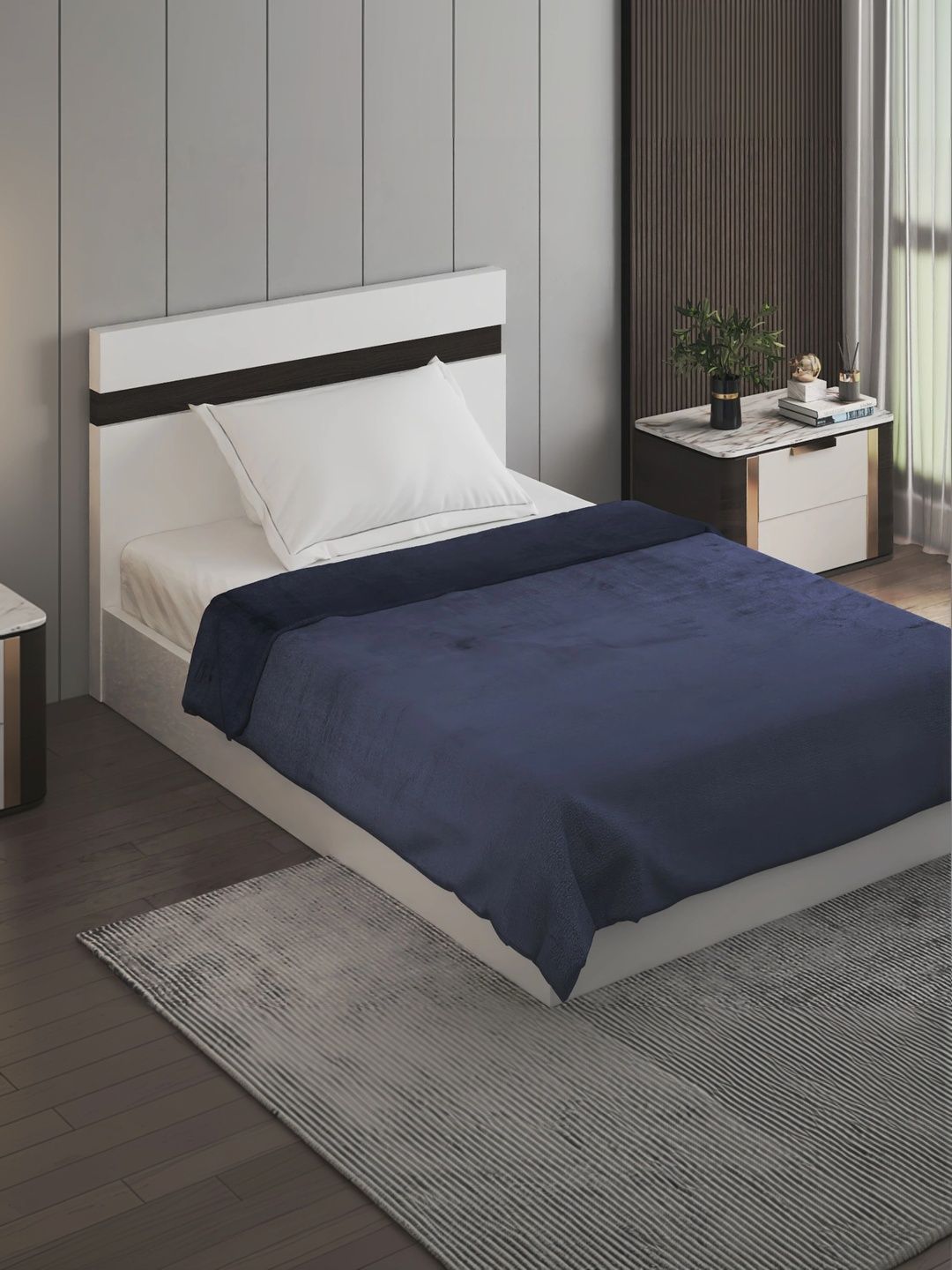 Home Centre Blue Blanket-picture-26