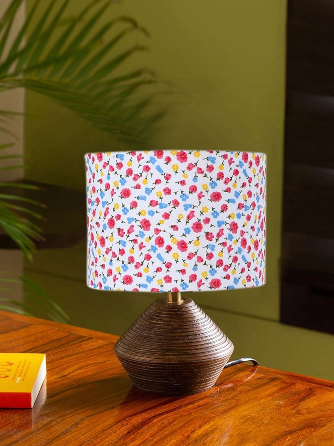 Myntra Elegant Homes Multicoloured Printed Wood Traditional Frusturical Shaped Table Lamp-image-17