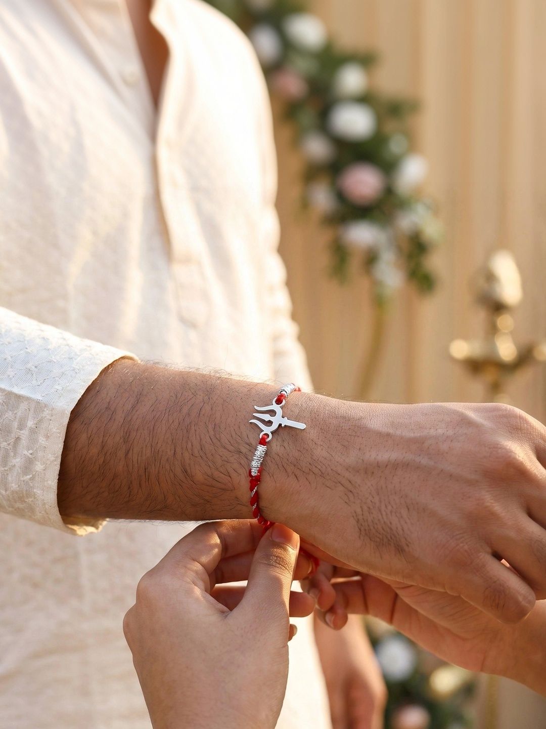 GIVA Thread Rakhi-picture-47