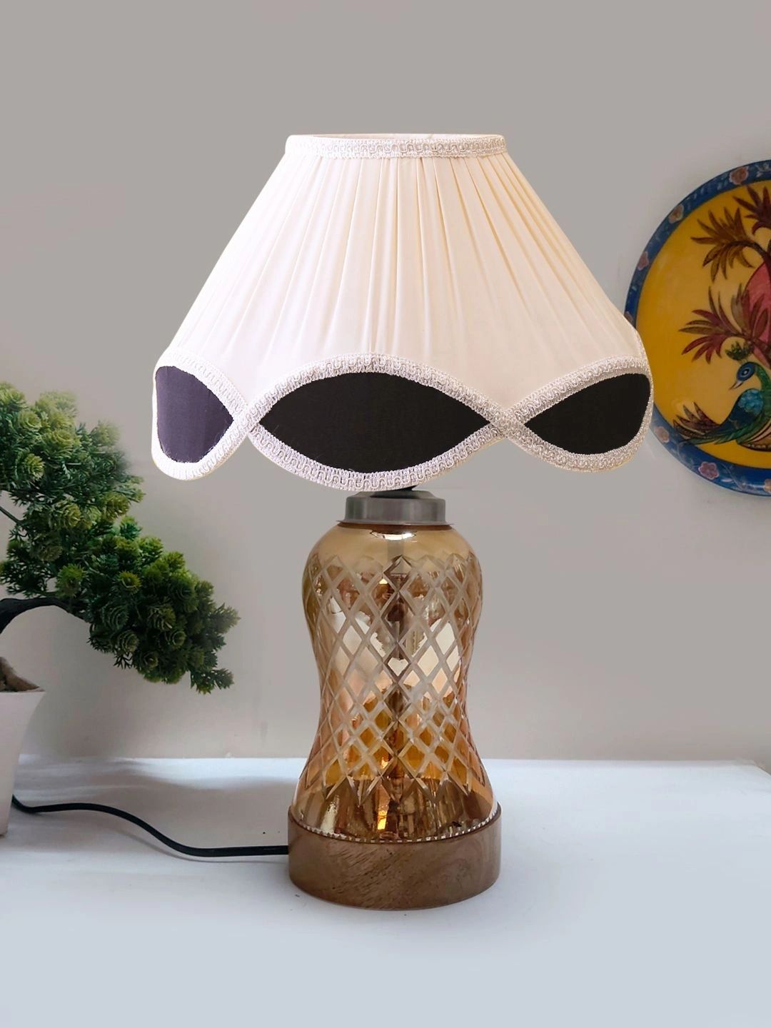 Myntra Elegant Homes Multicoloured Textured Glass Traditional Abstract Shaped Table Lamp-picture-16