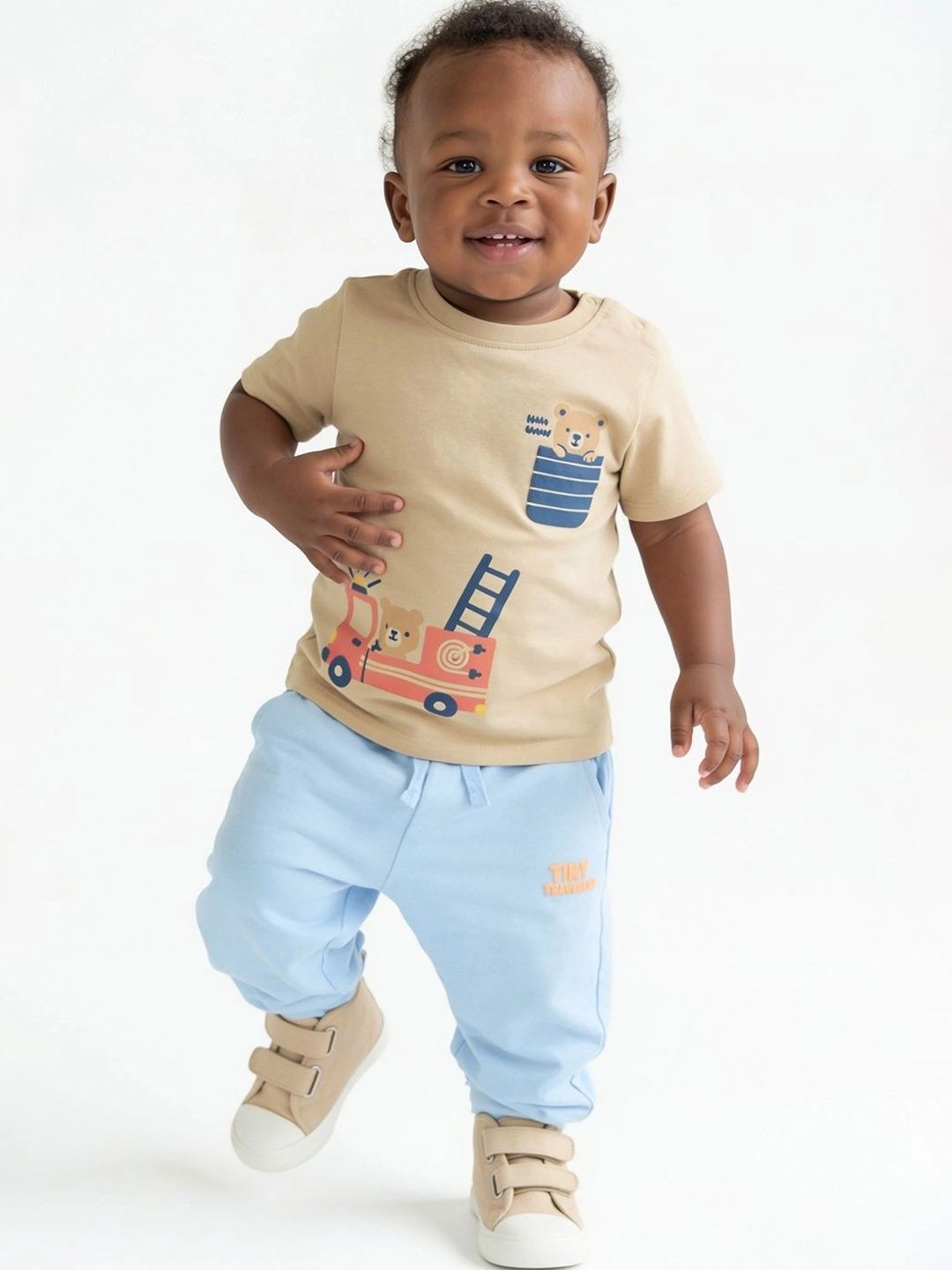 Fame Forever by Lifestyle Boys Printed T-shirt-picture-37