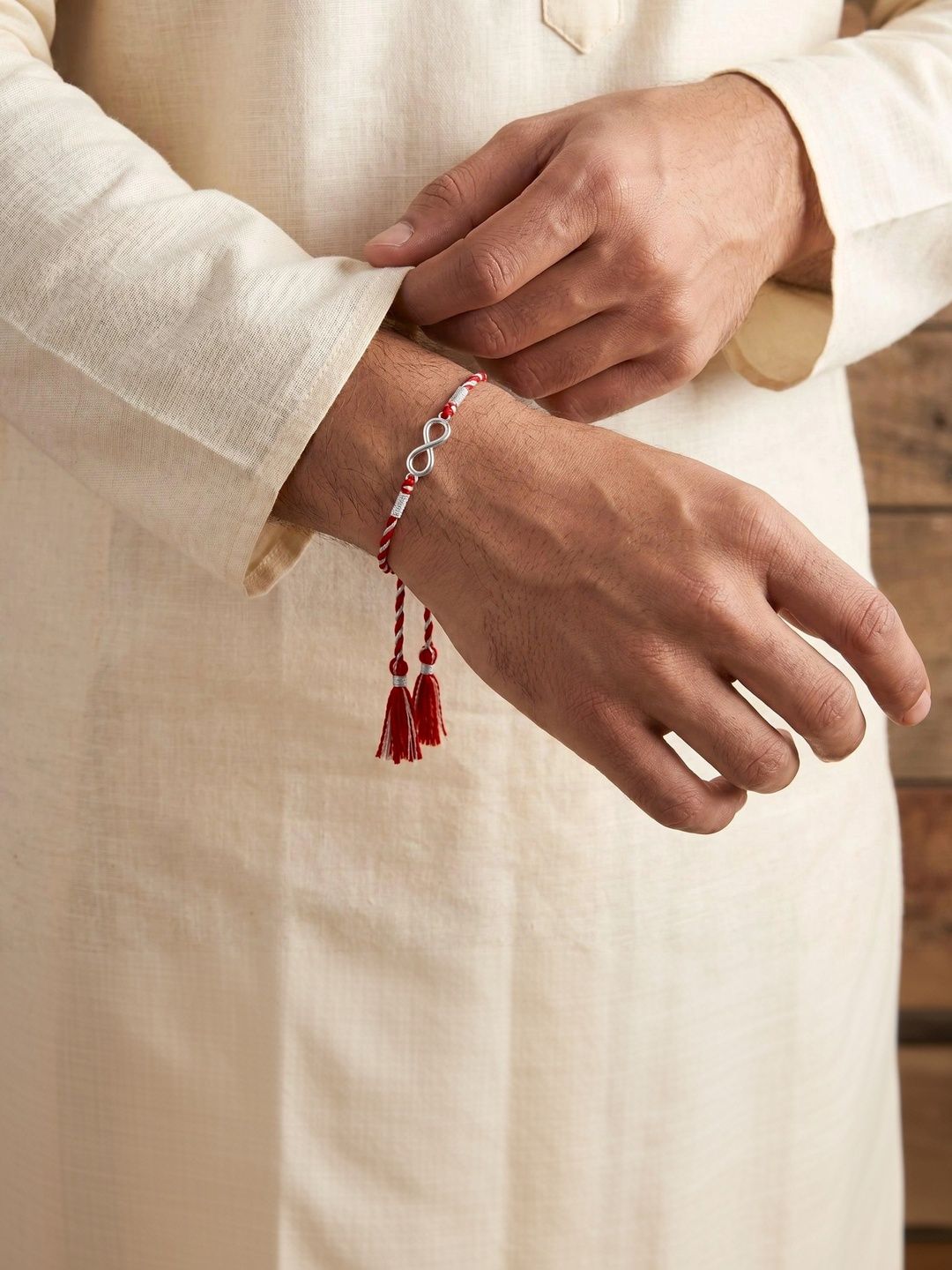 GIVA Thread Rakhi-picture-19