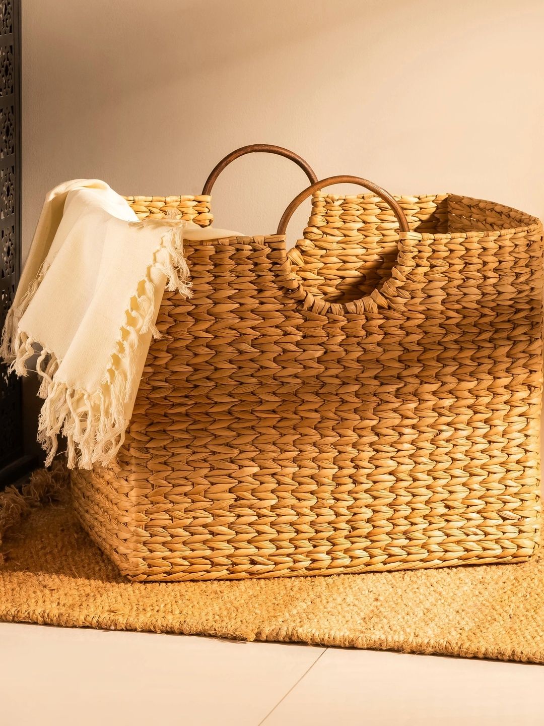 DHARINI Beige Kauna Laundry Bag-picture-22