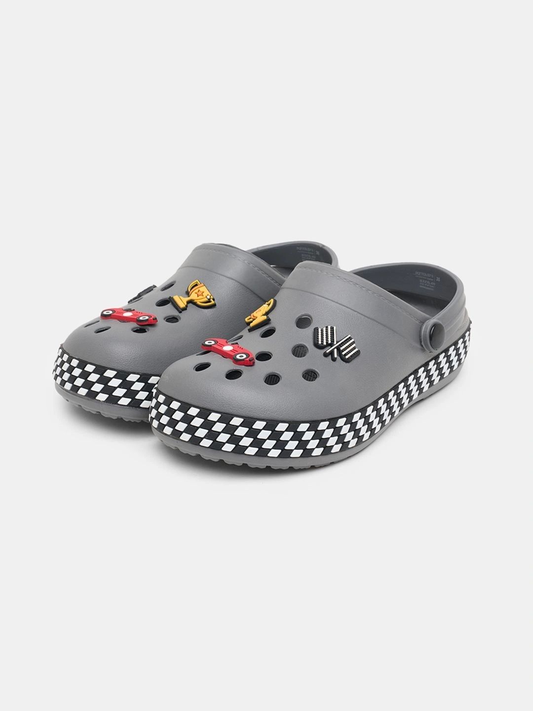 Pantaloons Junior Boys Colourblocked Clogs-picture-29