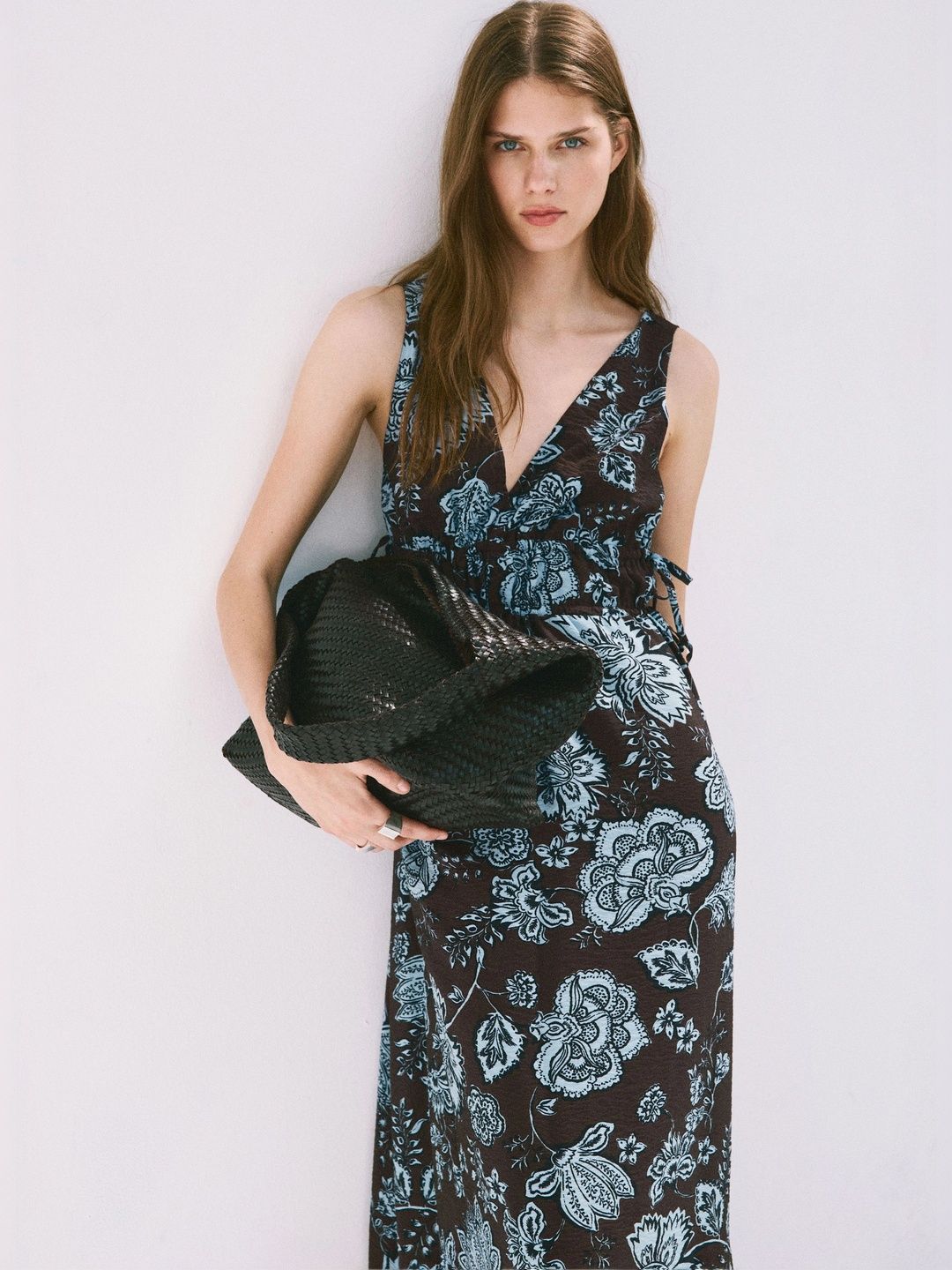 MANGO Floral Printed V-Neck A-Line Midi Dress-picture-34