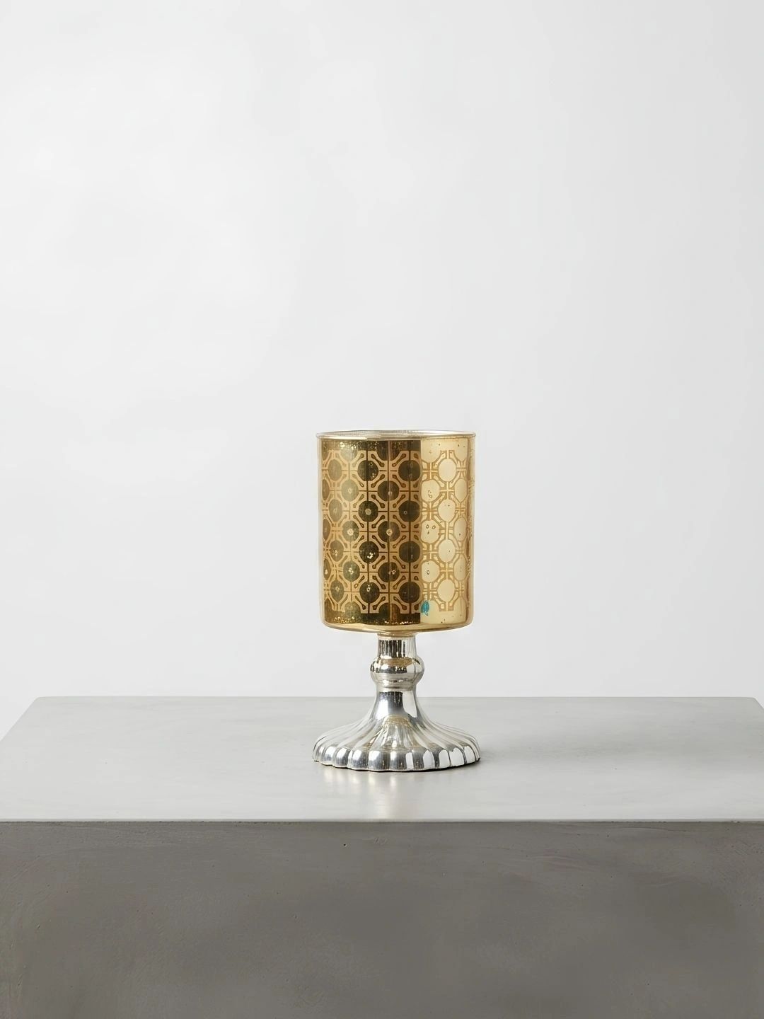 THE HOME CO. Gold-Toned 1 pieces Tea Light Candle-image-19