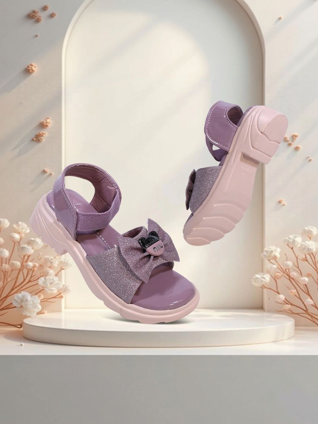 MUKUNDU Girls Colourblocked Casual Shoes-picture-29