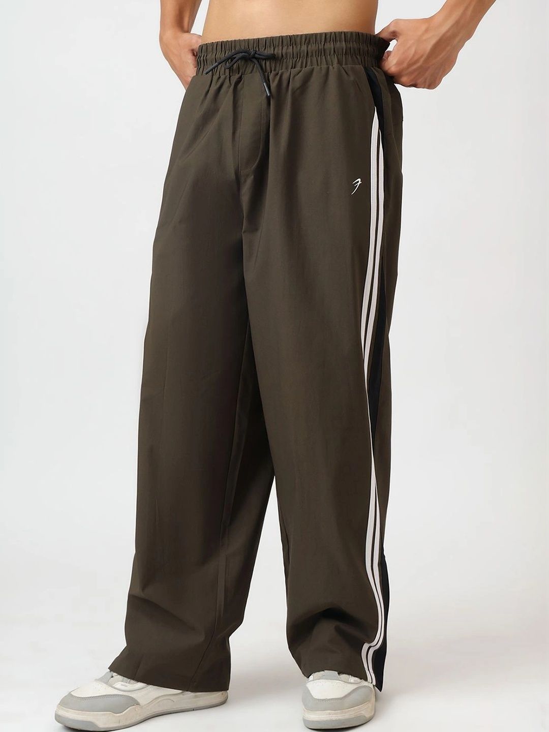 FUAARK Men Relaxed Fit Training Track Pants-picture-50