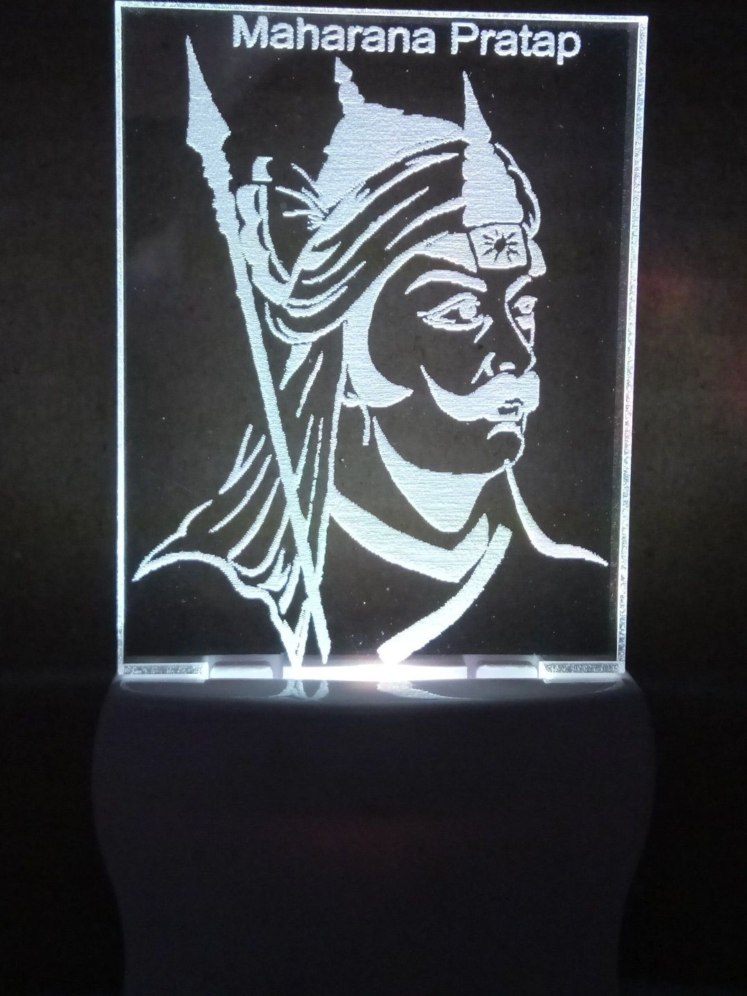 Ukani Multicoloured Printed Acrylic Rectangle Table Lamp-image-7