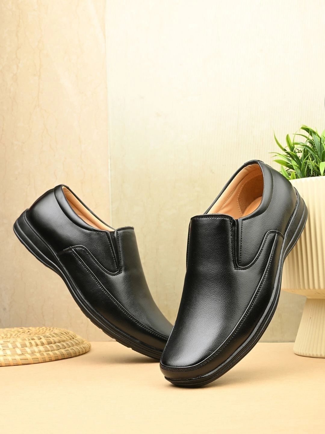Woakers Men Loafers-picture-28