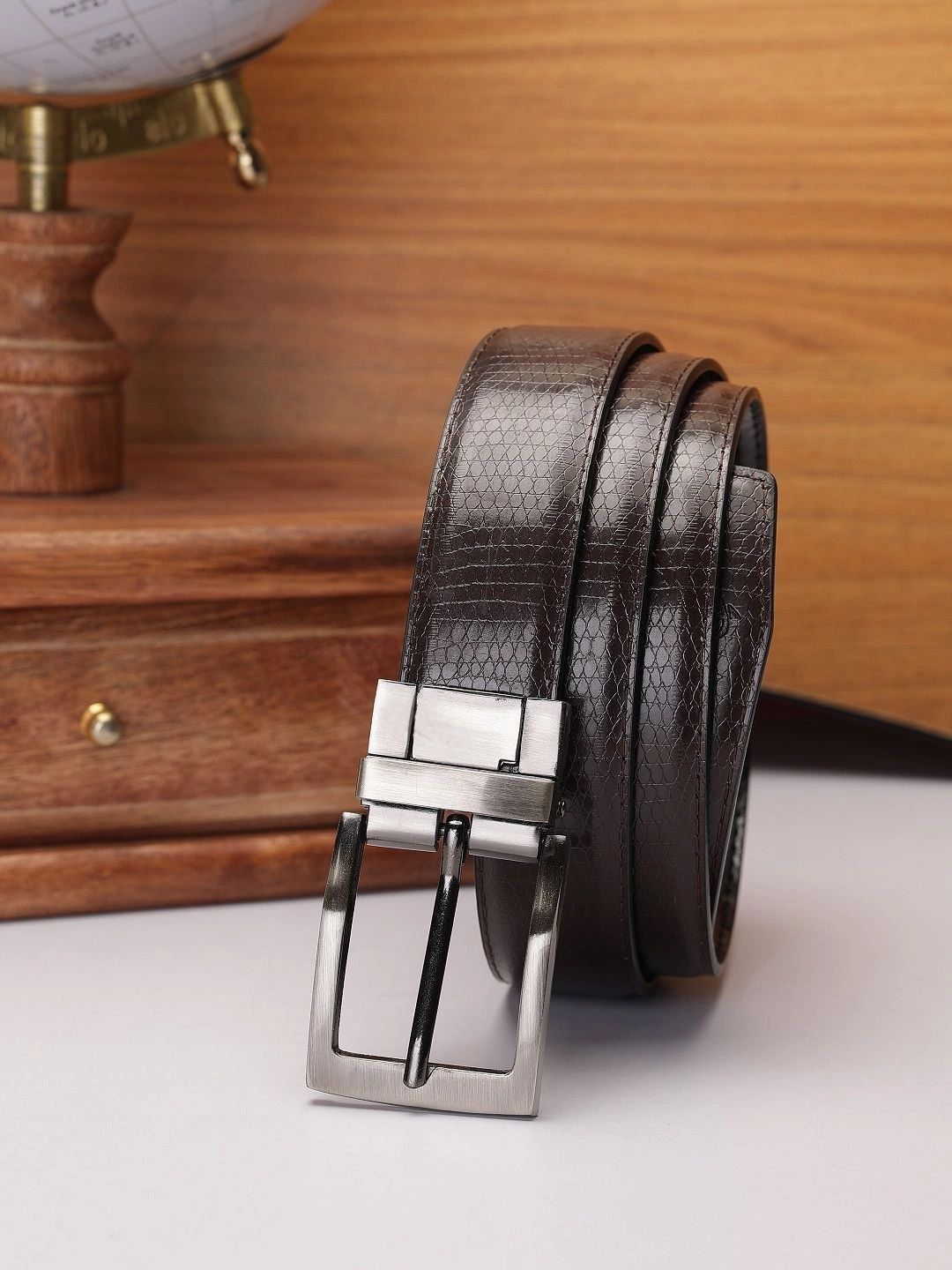 ZEVORA Men Textured Leather Reversible Belt-picture-12