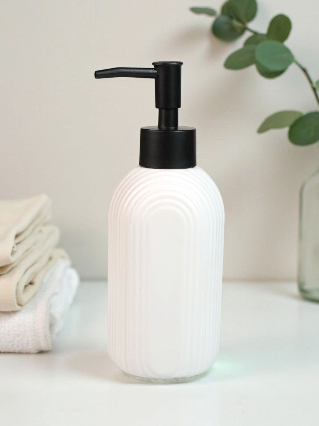Kookee White Abstract Ceramic Soap Dispenser-picture-17
