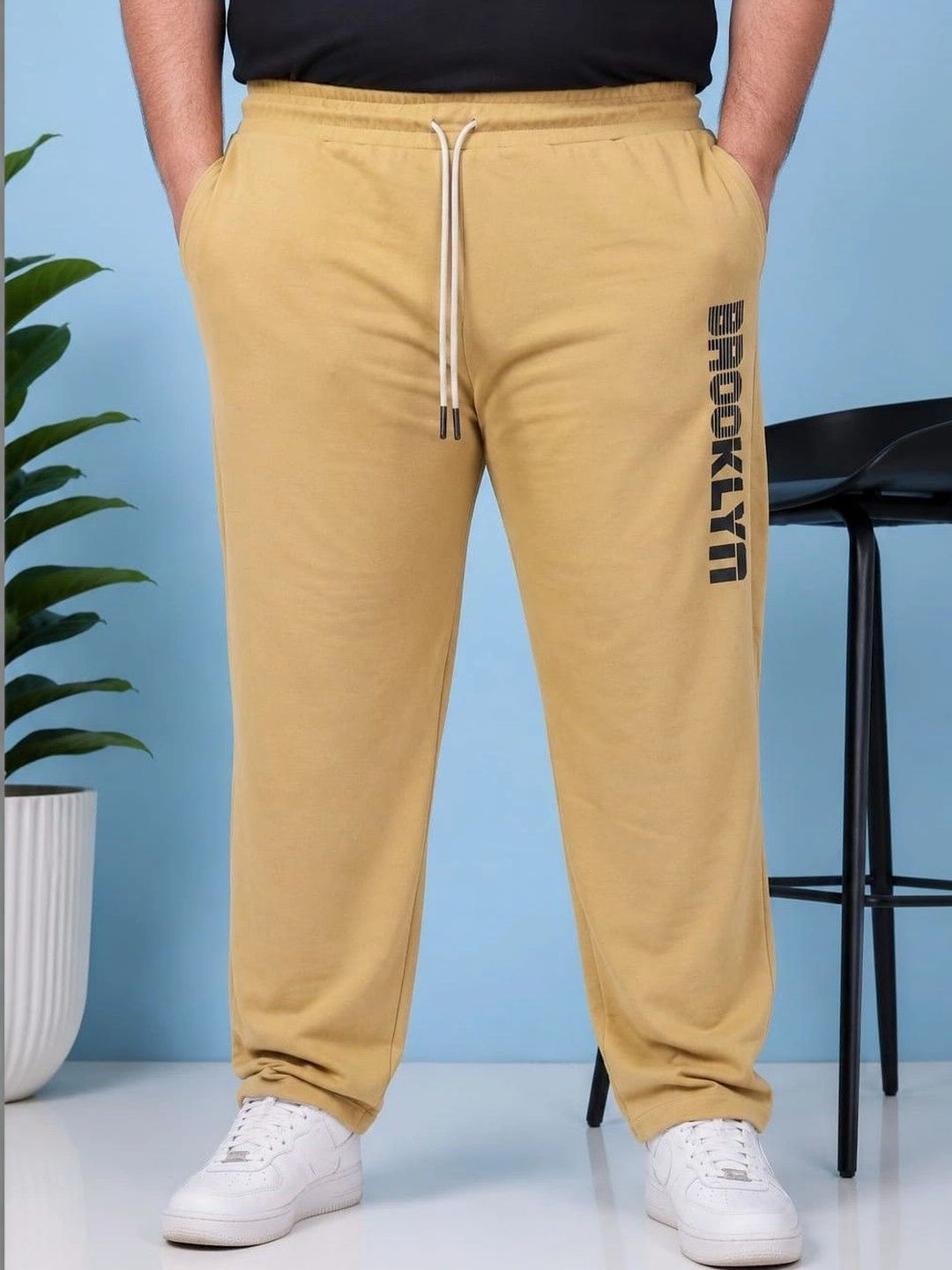 AUSTIVO Men Regular Fit Brand Logo Training Track Pants-picture-11
