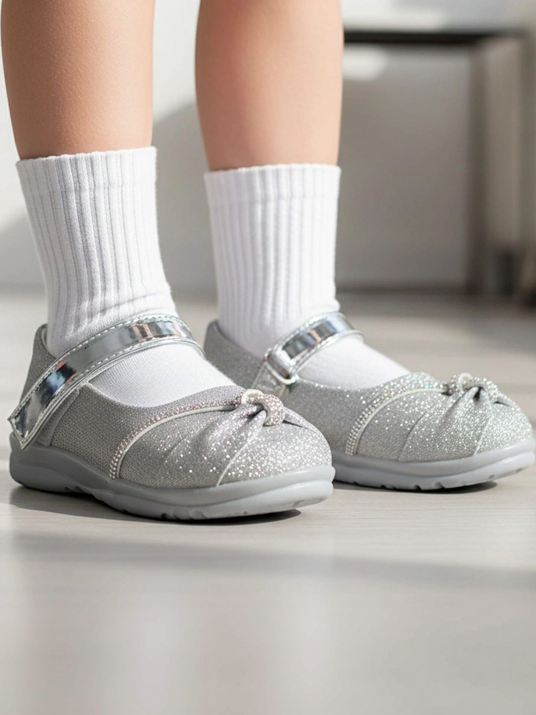 MUKUNDU Girls Textured Casual Shoes-picture-51