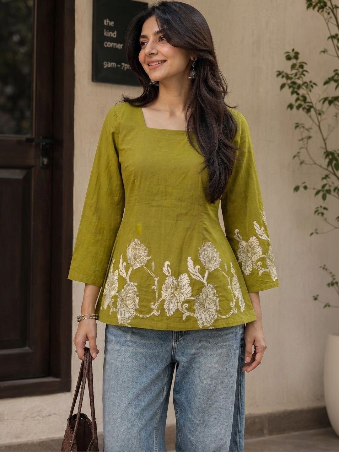 NEW-18 Floral Printed Square Neck Kurti-picture-49