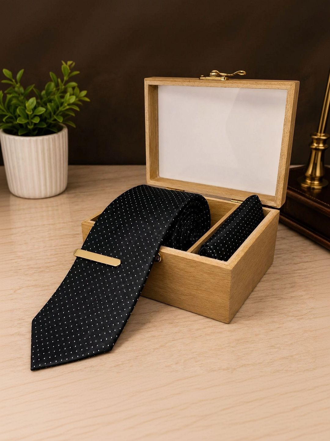 ZITTI Men Printed Broad Tie-picture-18
