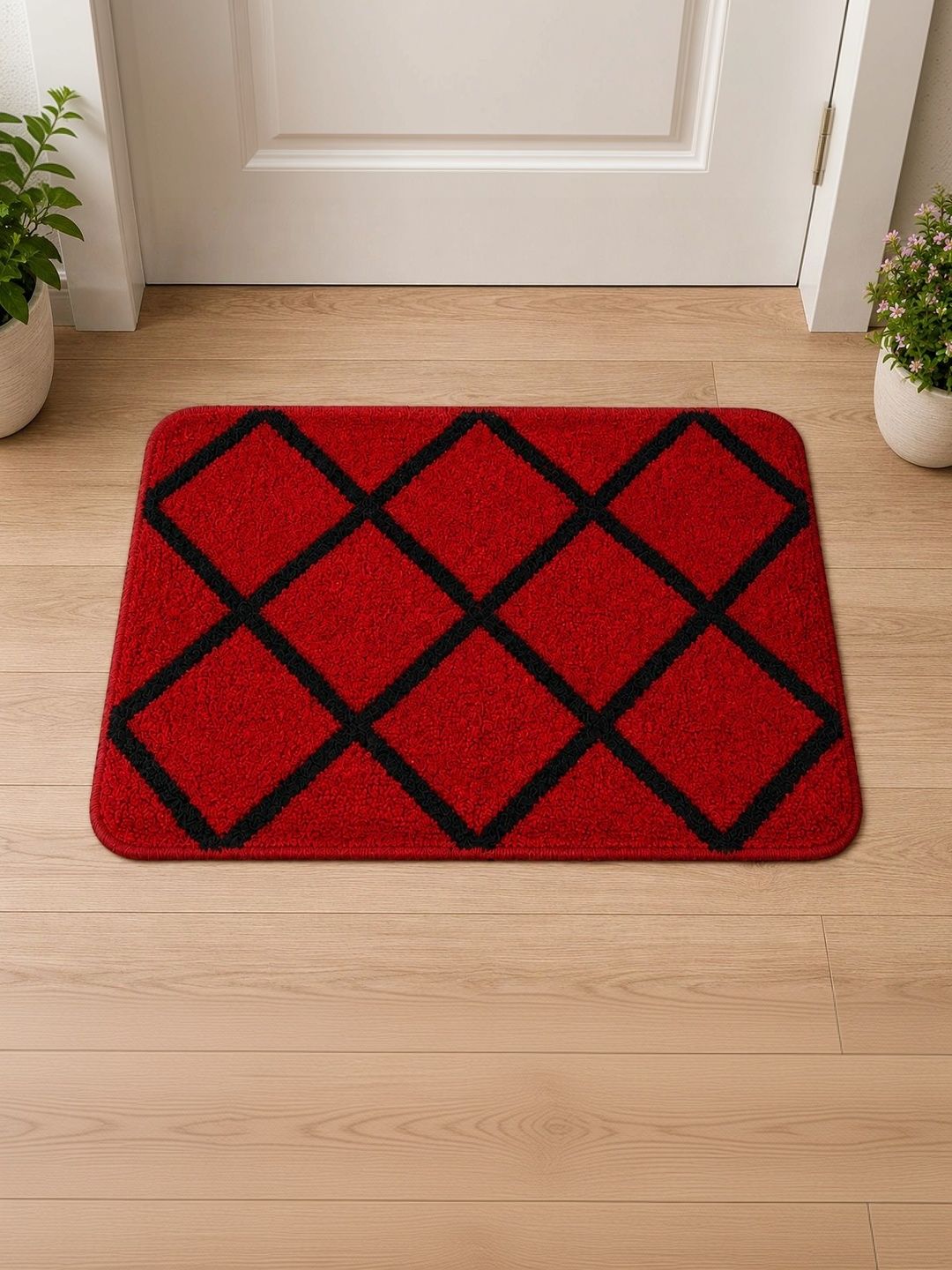 VIKCLIQUE Red & Black Ultra Soft Absorbent Anti-Skid Doormats-image-36