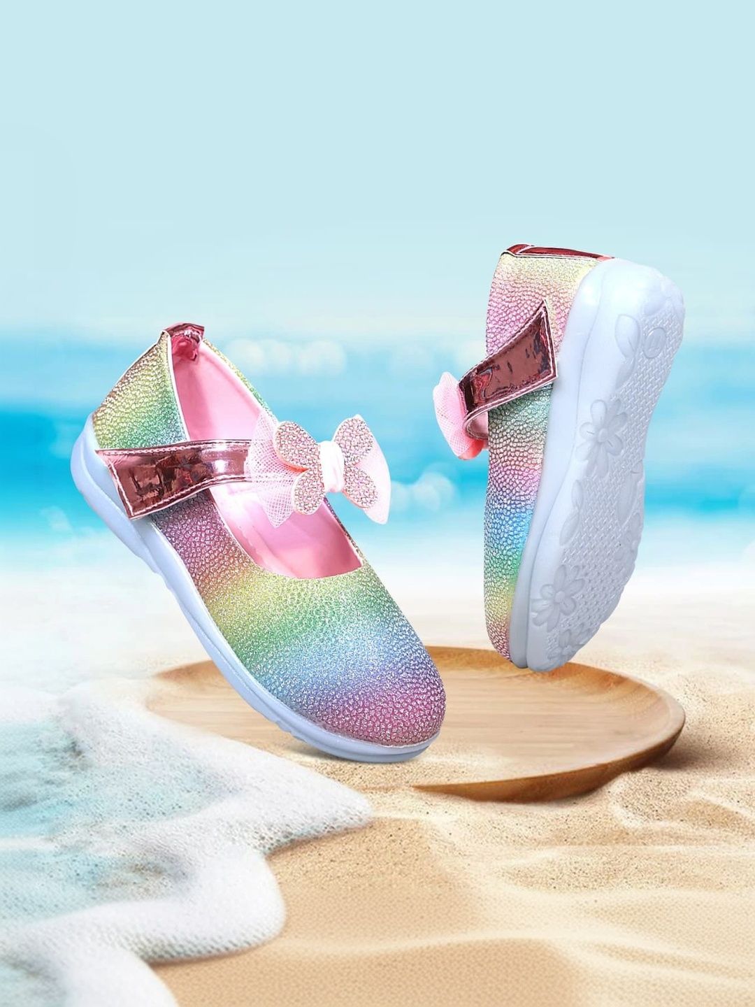MUKUNDU Girls Colourblocked Slip-On Sneakers-picture-44