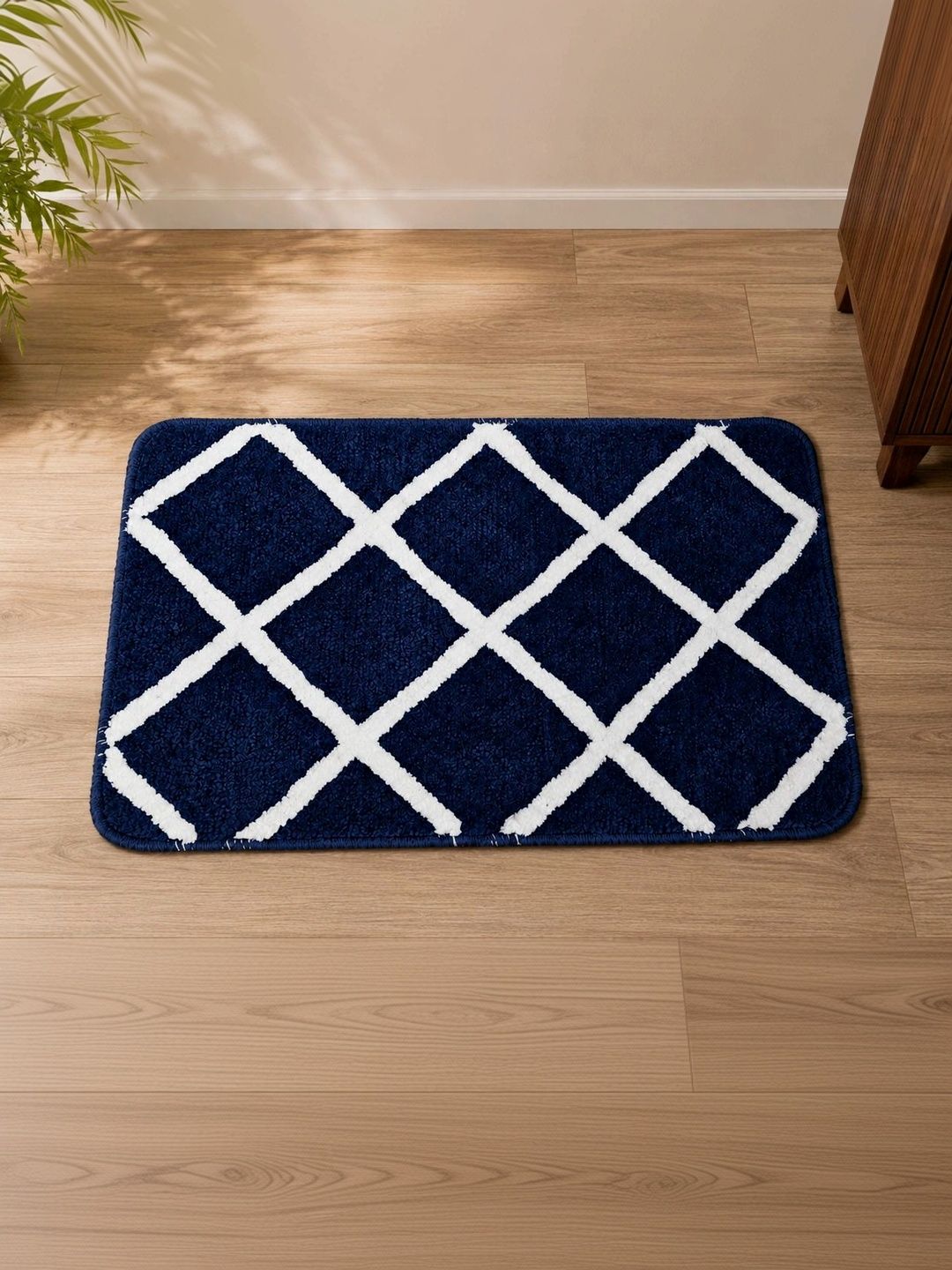 VIKCLIQUE Navy Blue & White Ultra Soft Absorbent Anti-Skid Doormats-image-39