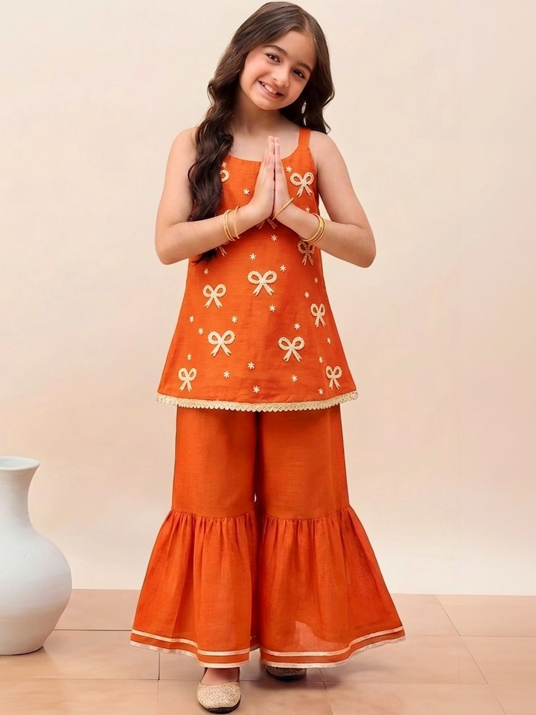 KidsFlower Girls Embroidered Regular Thread Work Kurta with Palazzos-picture-21