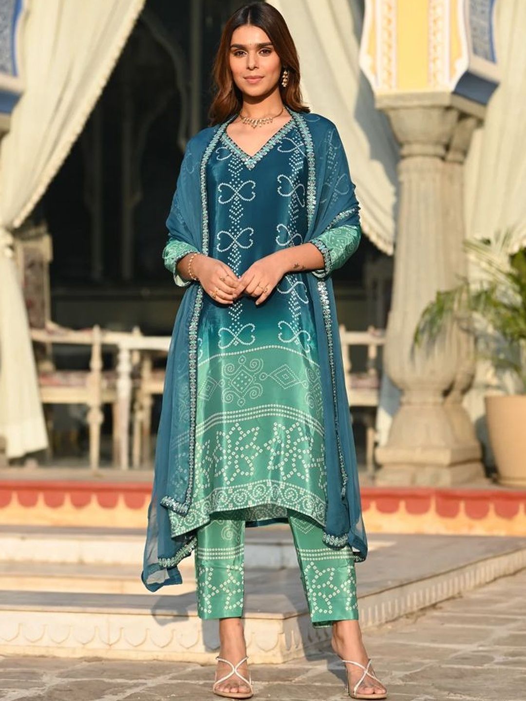 Anouk Women Dyed Regular Kurta with Trousers & With Dupatta-picture-28
