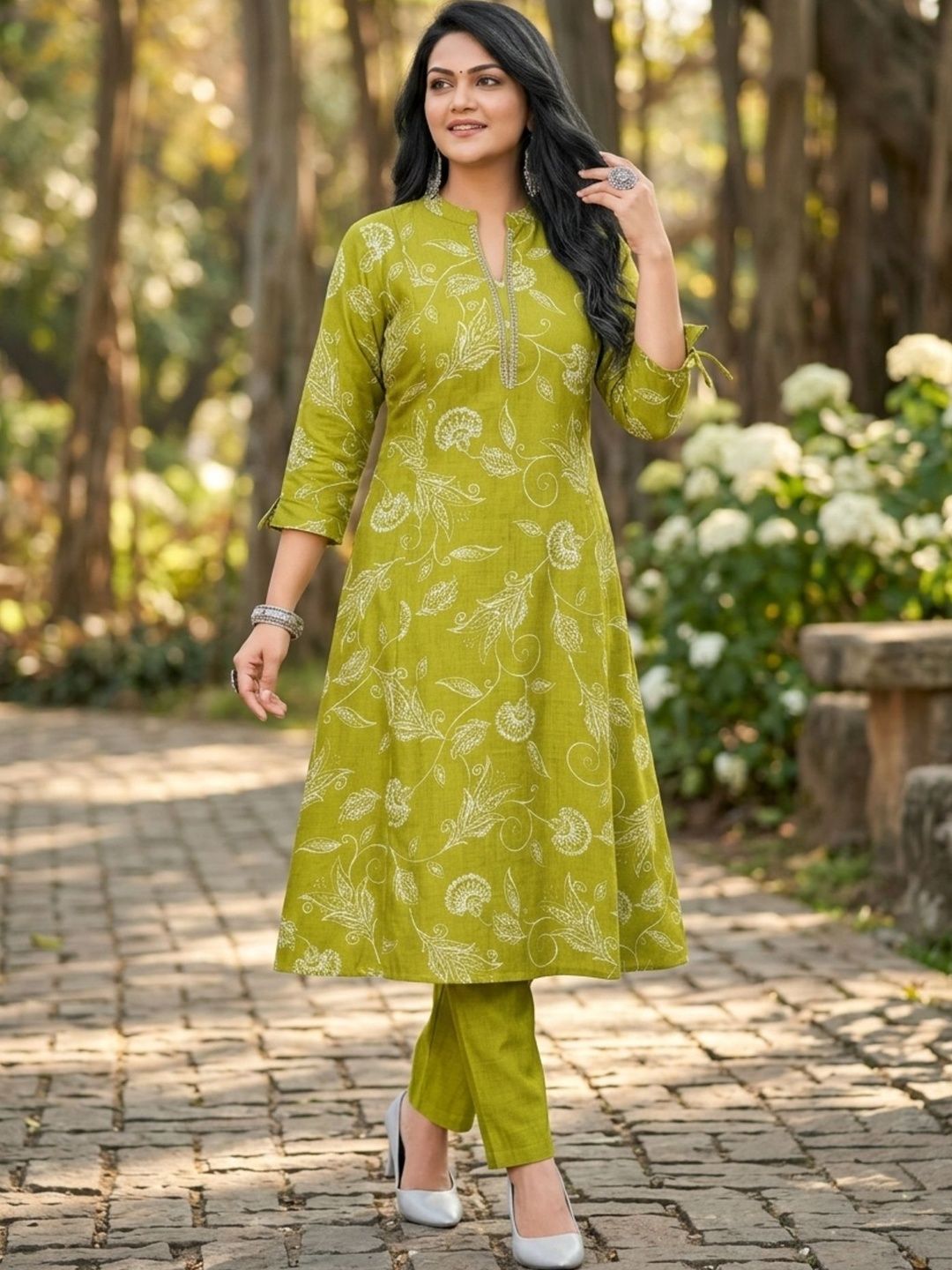 Anouk Women Regular Kurta with Trousers-image-25