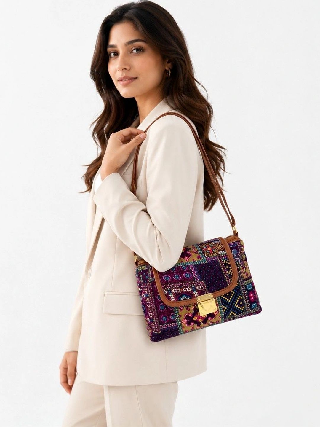 HERE&NOW Ethnic Motifs Printed Sling Bag-picture-32