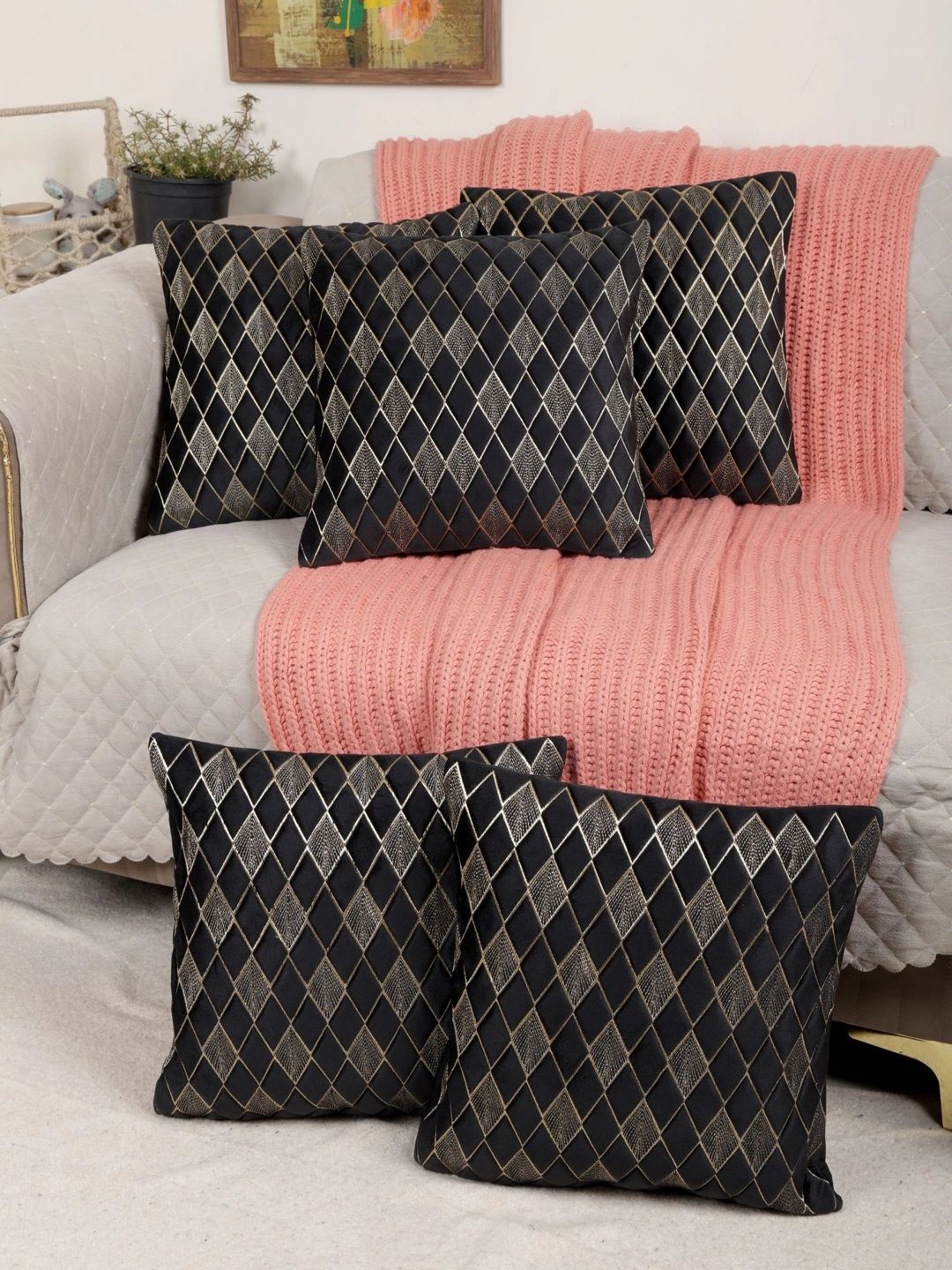 TANLOOMS Black Set of 5 Geometric Velvet Square Cushion Covers-picture-38