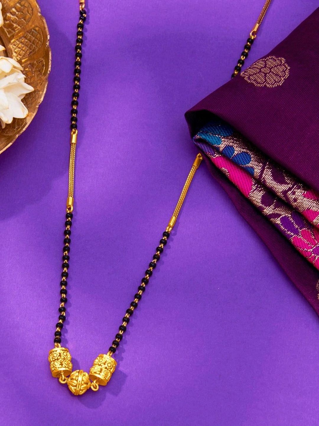 P N GADGIL JEWELLERS 22KT Serene Charm Yellow Gold Mangalsutra - 11 g-picture-9