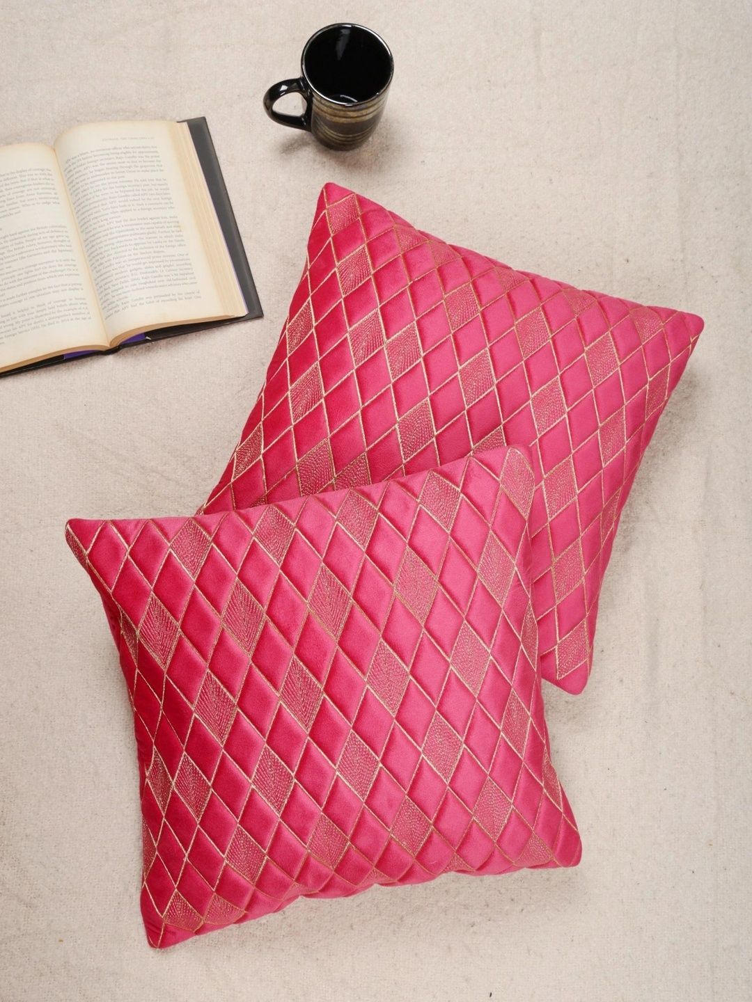 MONKDECOR Pink Set of 2 Geometric Velvet Square Cushion Covers-picture-28