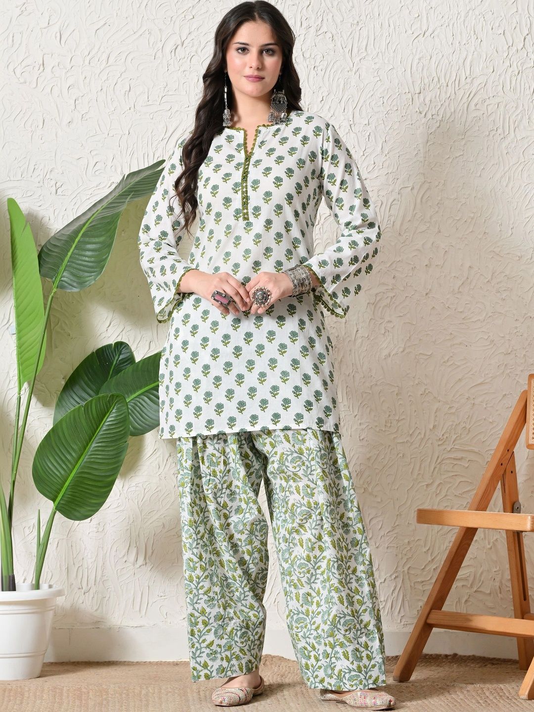 KALINI Women Floral Printed Regular Pure Cotton Kurta with Palazzos-picture-26