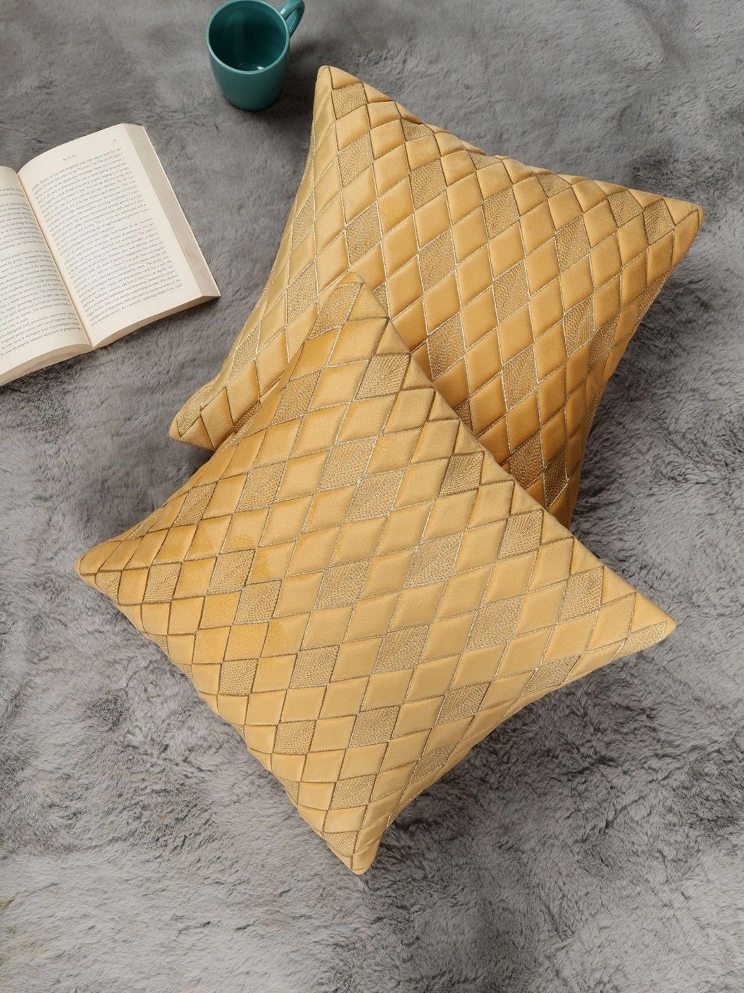 TANLOOMS Yellow Set of 2 Geometric Velvet Square Cushion Covers-picture-17