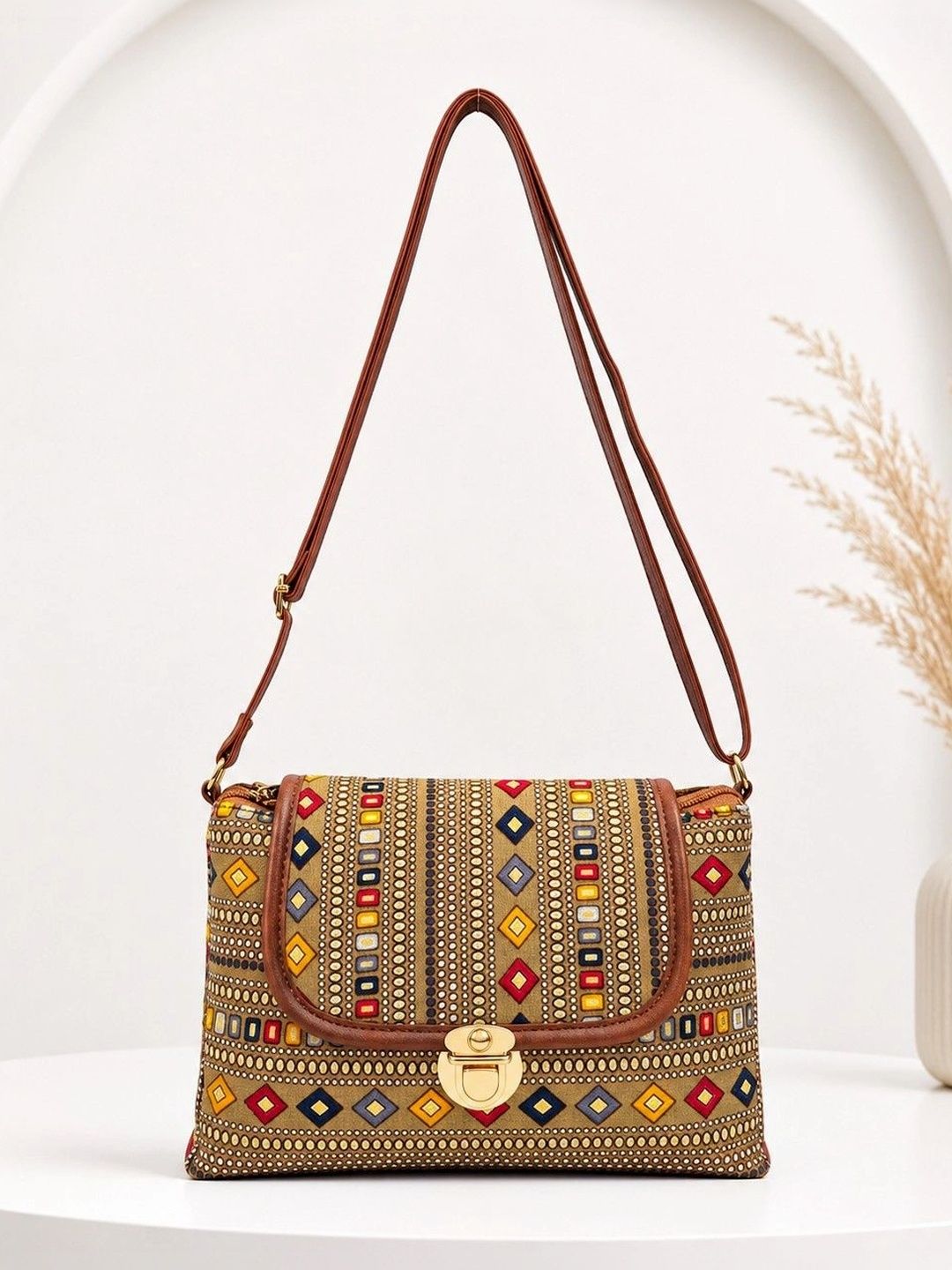 HERE&NOW Geometric Printed Shoulder Bag-picture-28