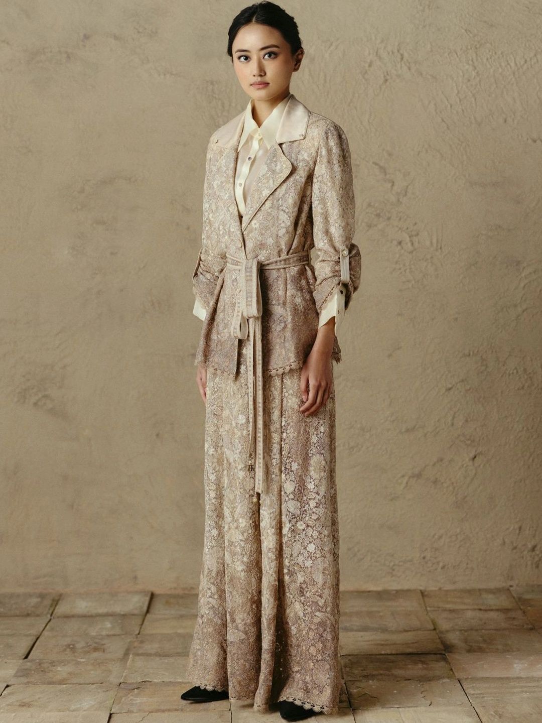 OTT Tarun Tahiliani Women Tailored Jacket-picture-39