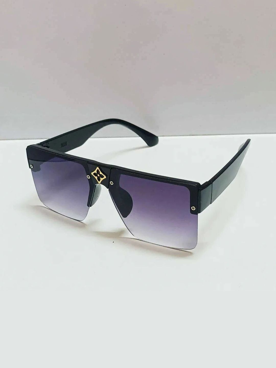 YOUTH CLUB Unisex Purple Lens & Black Oversized Sunglasses with-image-44