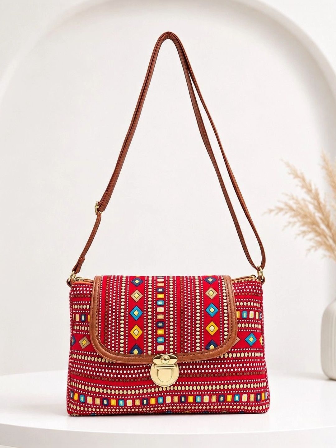 HERE&NOW Geometric Printed Shoulder Bag-image-29