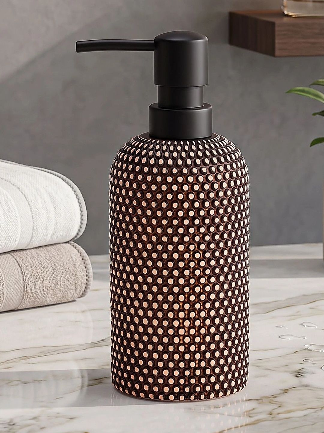 Pano Brown Textured Polyresin Soap Dispenser-picture-40