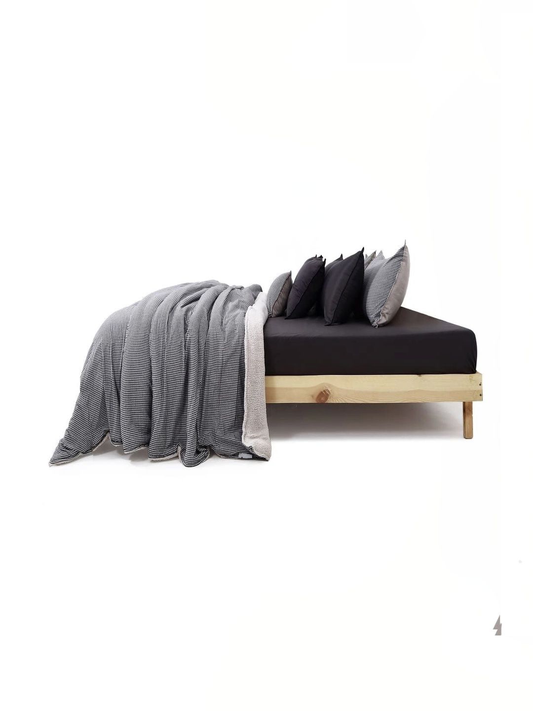 Zarf Black & Grey Checked 400 GSM Comforter-image-22