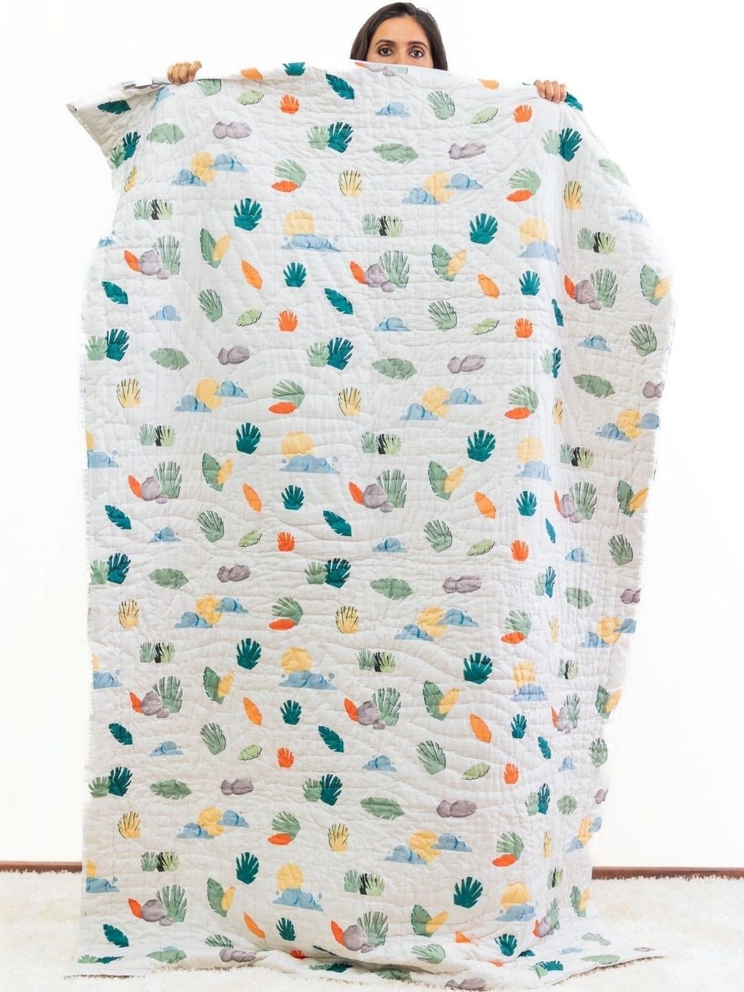 Zookeeper Multicoloured Cartoon Characters 120 GSM Quilt-picture-37