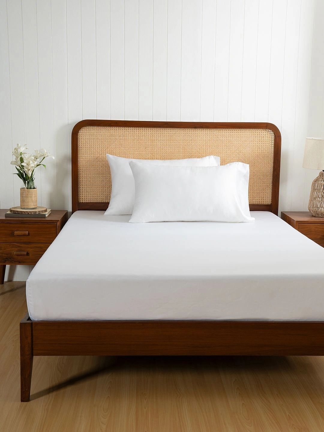 MASPAR White 400 TC King Bedsheet with 2 Pillow Covers-image-28