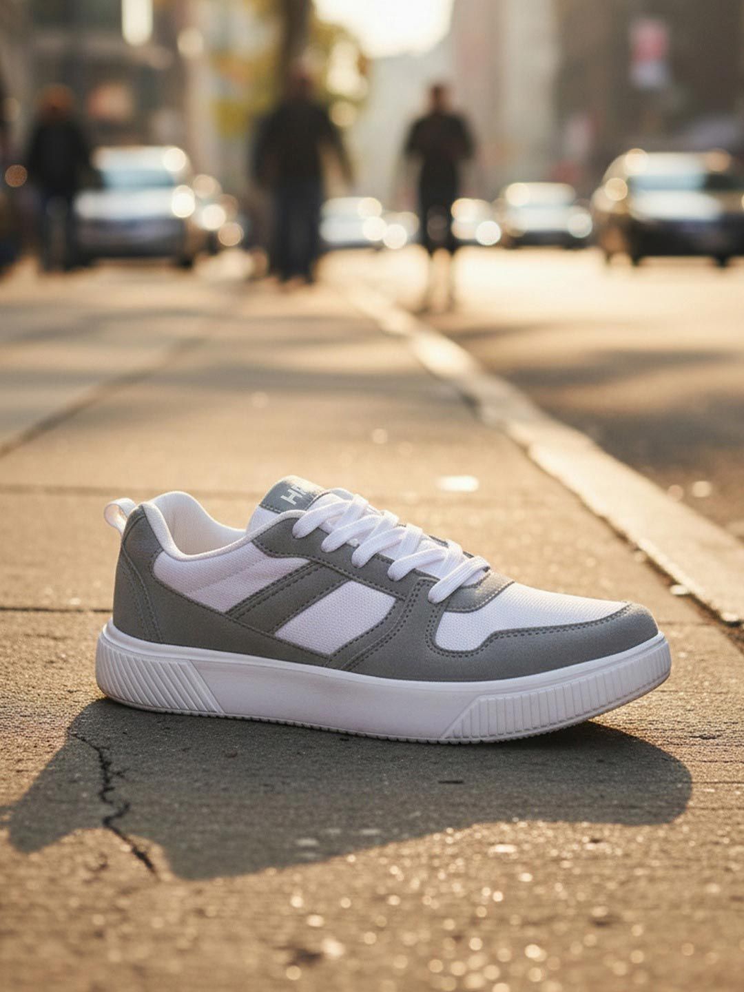 HRX by Hrithik Roshan Men EVA Synthetic Round Toe Textured Sneakers