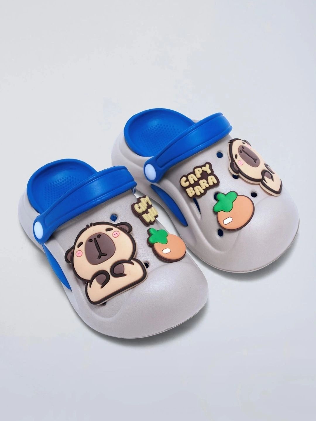 Hopscotch Unisex Kids Perforations PU Clogs-picture-52