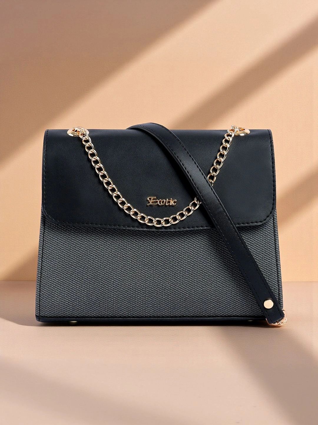 Exotic Textured PU Shoulder Bag-picture-41