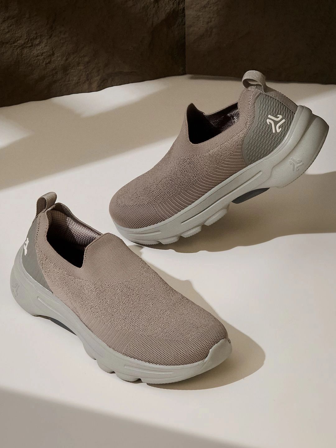 Campus Men Walking Non-Marking Shoes-picture-10